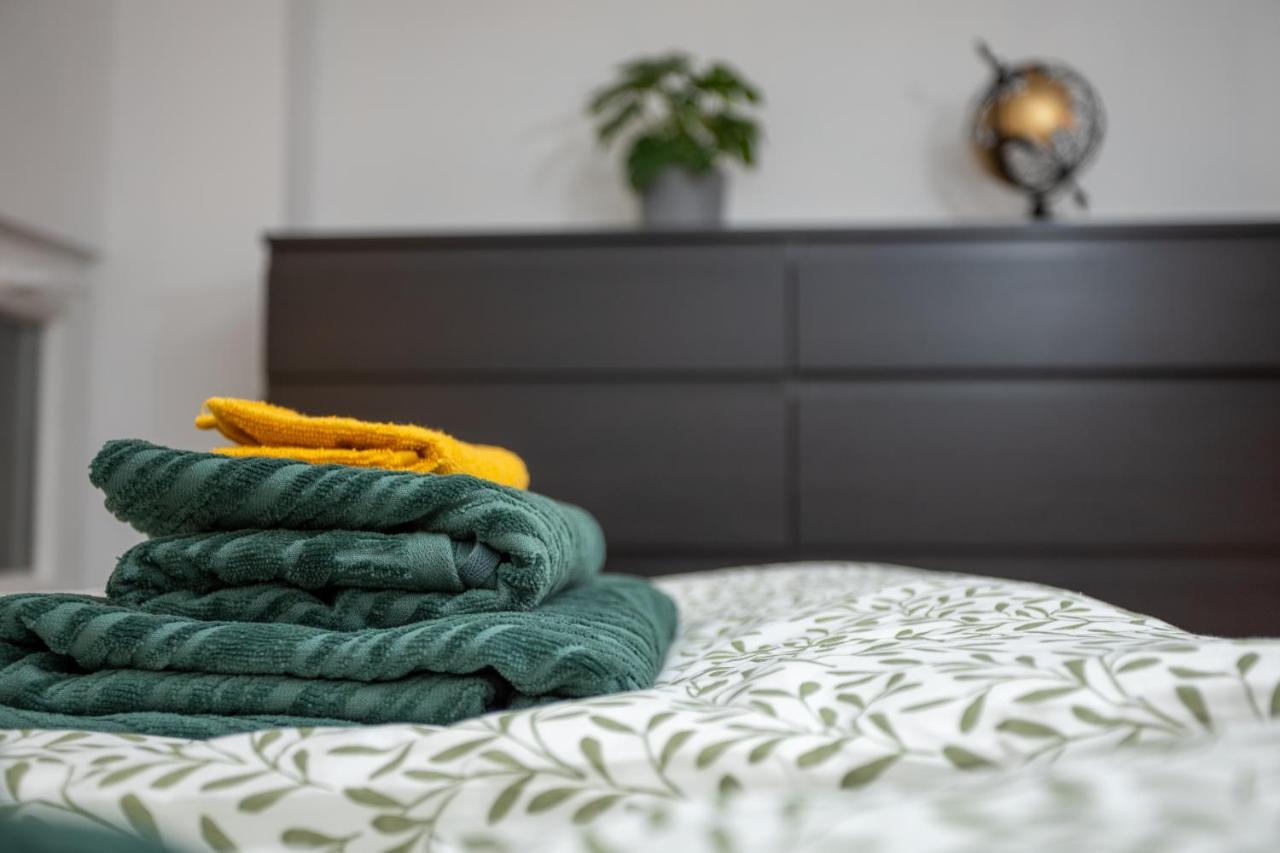 Green Goblin Apartment With Free Private Parking Budapest Exteriör bild